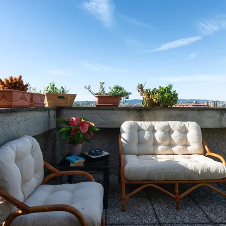Daire Bright Penthouse With Panoramic Sunlit Terrace