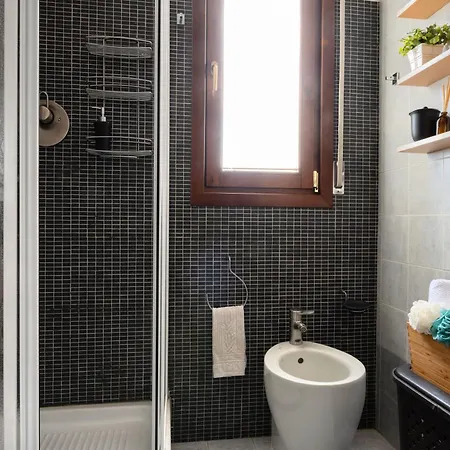 Bright Penthouse With Panoramic Sunlit Terrace *