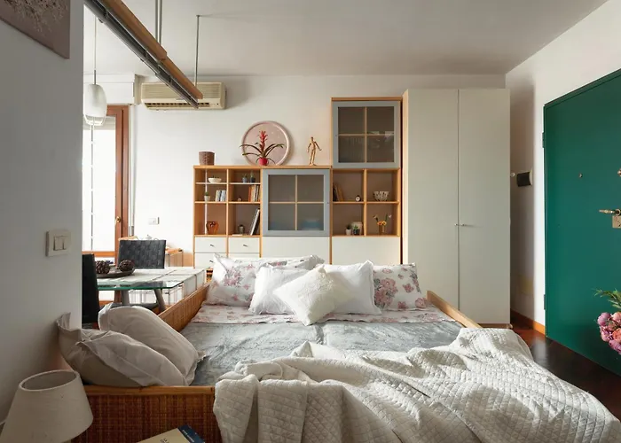 شقة Bright Penthouse With Panoramic Sunlit Terrace فلورنس