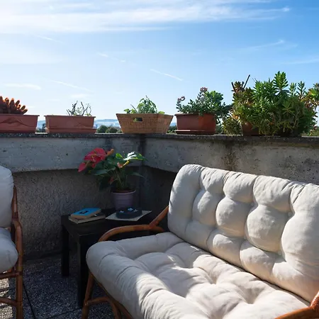Bright Penthouse With Panoramic Sunlit Terrace فلورنس